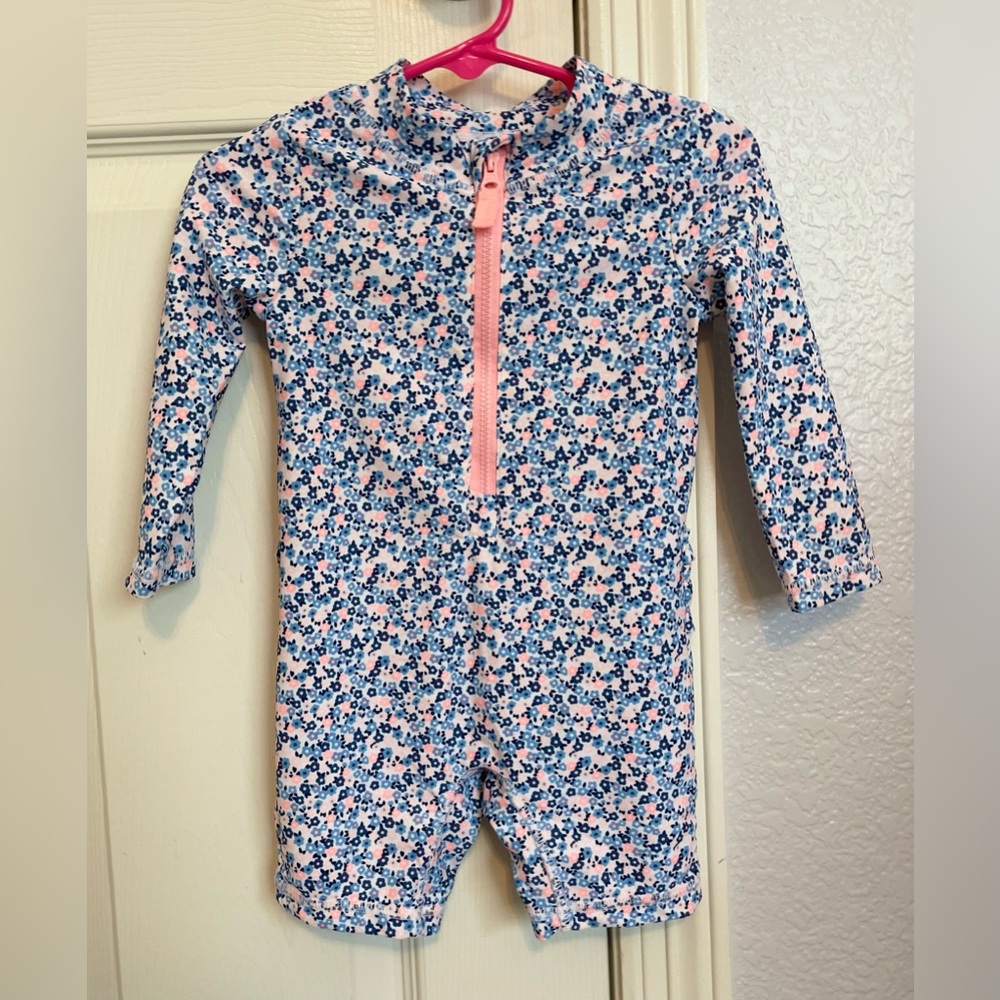 Carter’s 1-Piece Rashguard Swim 9M